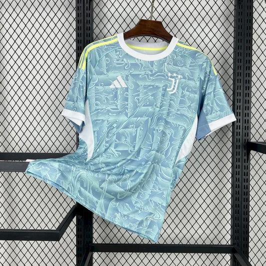 Juventus 2025/26
Extérieur