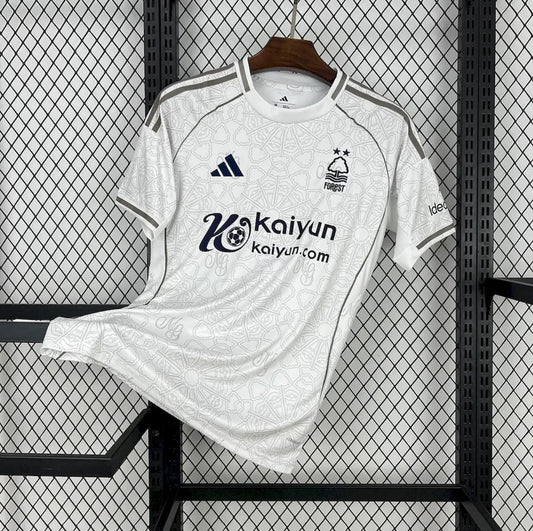 Nottingham Forest 2025/26 Visitante