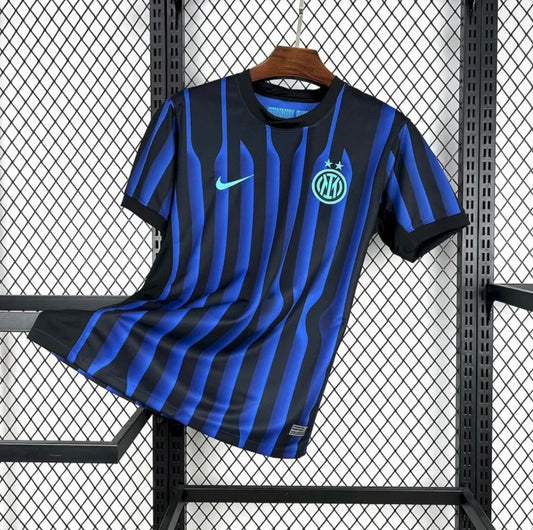 Inter Milan 2025/26
Domicile