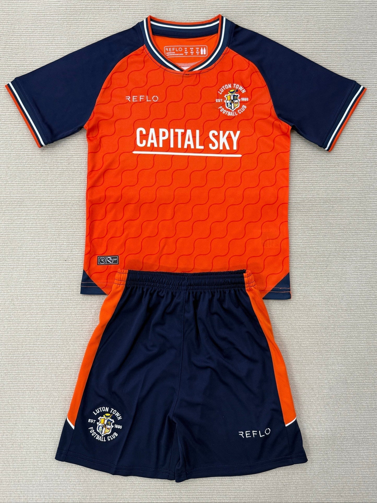 Ensemble Luton Town FC 2025/26 Domicile