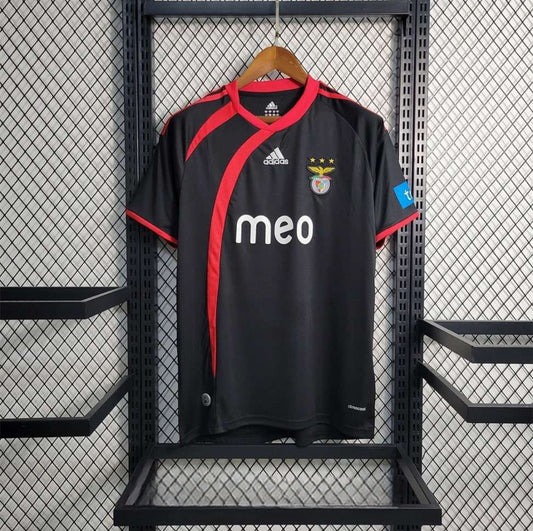 SL Benfica 2009/10
Extérieur