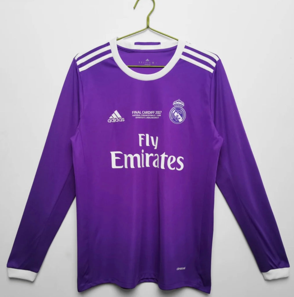 Real Madrid 2016/17
Extérieur à manches longues