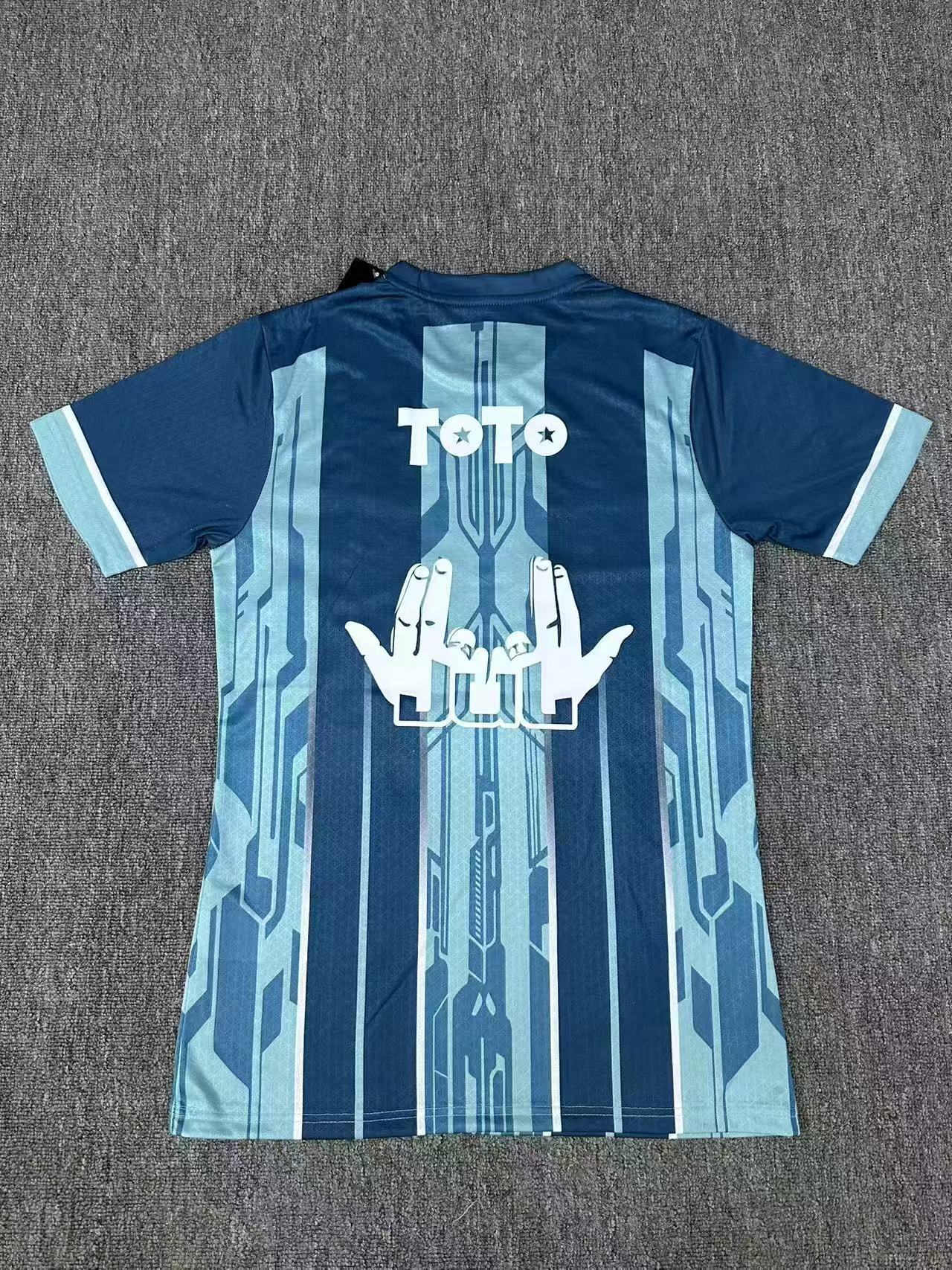 OM X JuL 2025/26 Concept