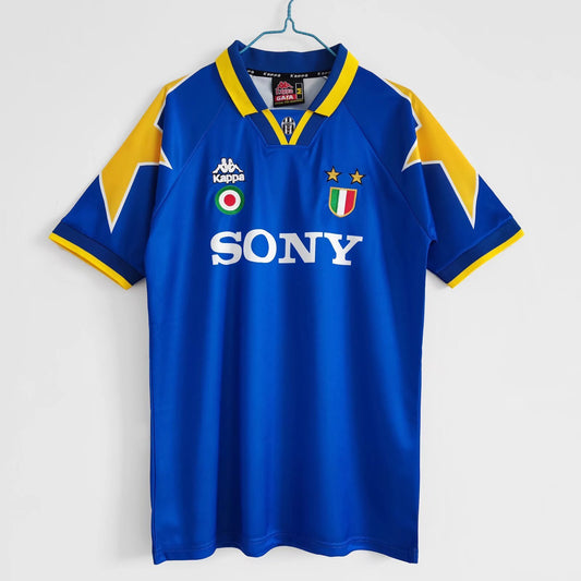 Juventus 1995/96
Extérieur