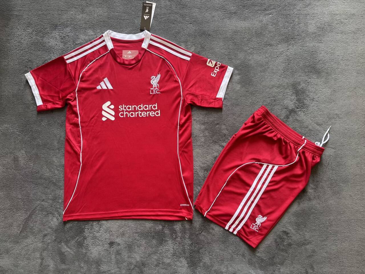 Ensemble Liverpool 2025/26 Domicile