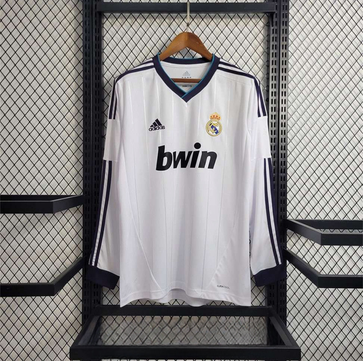 Real Madrid 2012/13
Domicile à manches longues