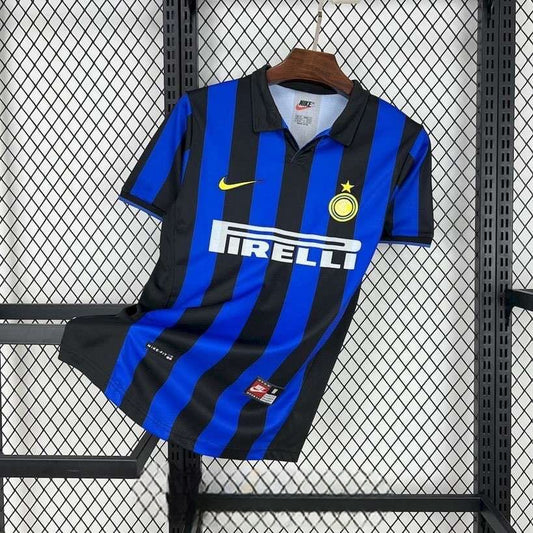 Inter Milan 1998/99
Domicile