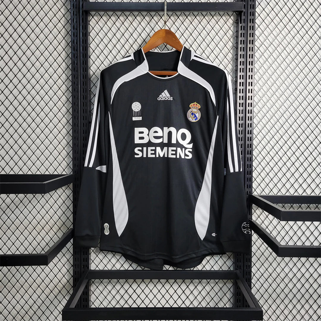 Real Madrid 2006/07
Extérieur à manches longues